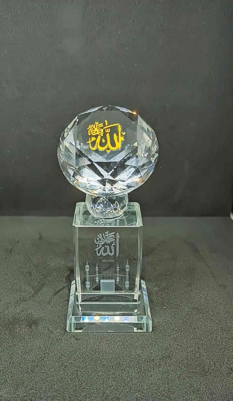 Allah Crystal Showpiece – Elegant Islamic Home Décor & Spiritual Ornament
