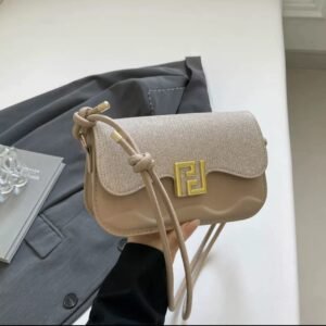Fendi Party Purse â āϏā§āĻāĻžāĻāϞāĻŋāĻļ āĻĢā§āύā§āĻĄāĻŋ āĻĒāĻžāϰā§āĻāĻŋ āĻĒāĻžāϰā§āϏ