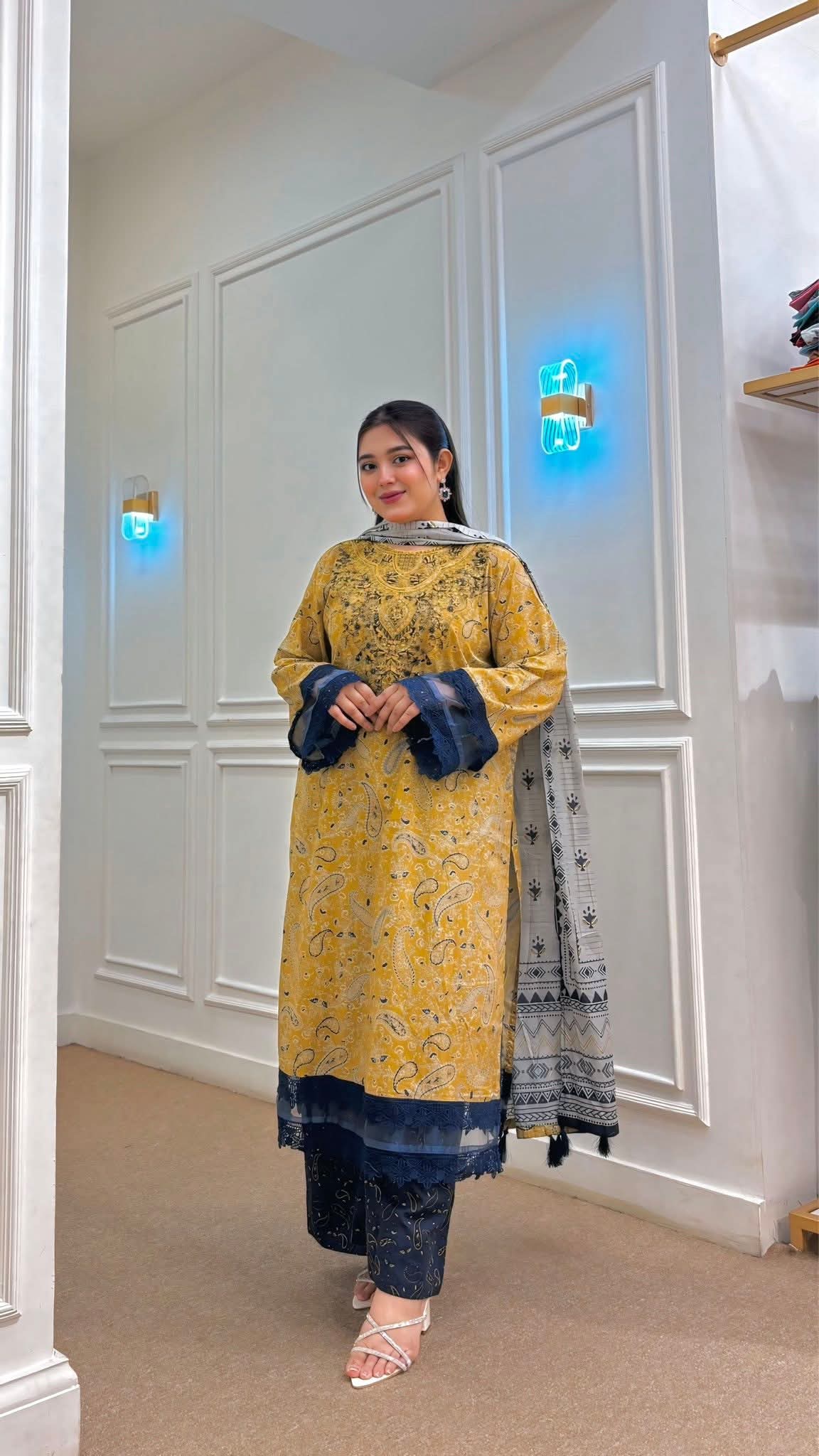 Pakistani Digital Print 3 Piece | ডিজিটাল প্রিন্ট থ্রি পিস ড্রেস - Image 2