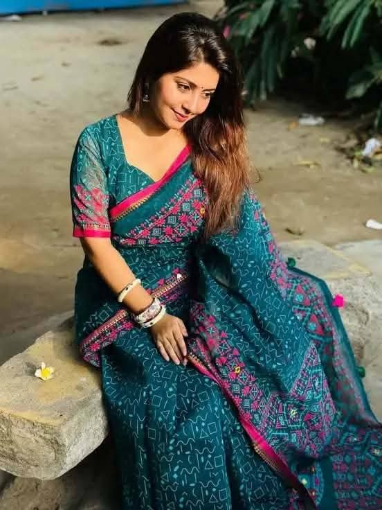Semi Muslin Saree with Blouse Piece – সেমি মসলিন শাড়ি - Image 5