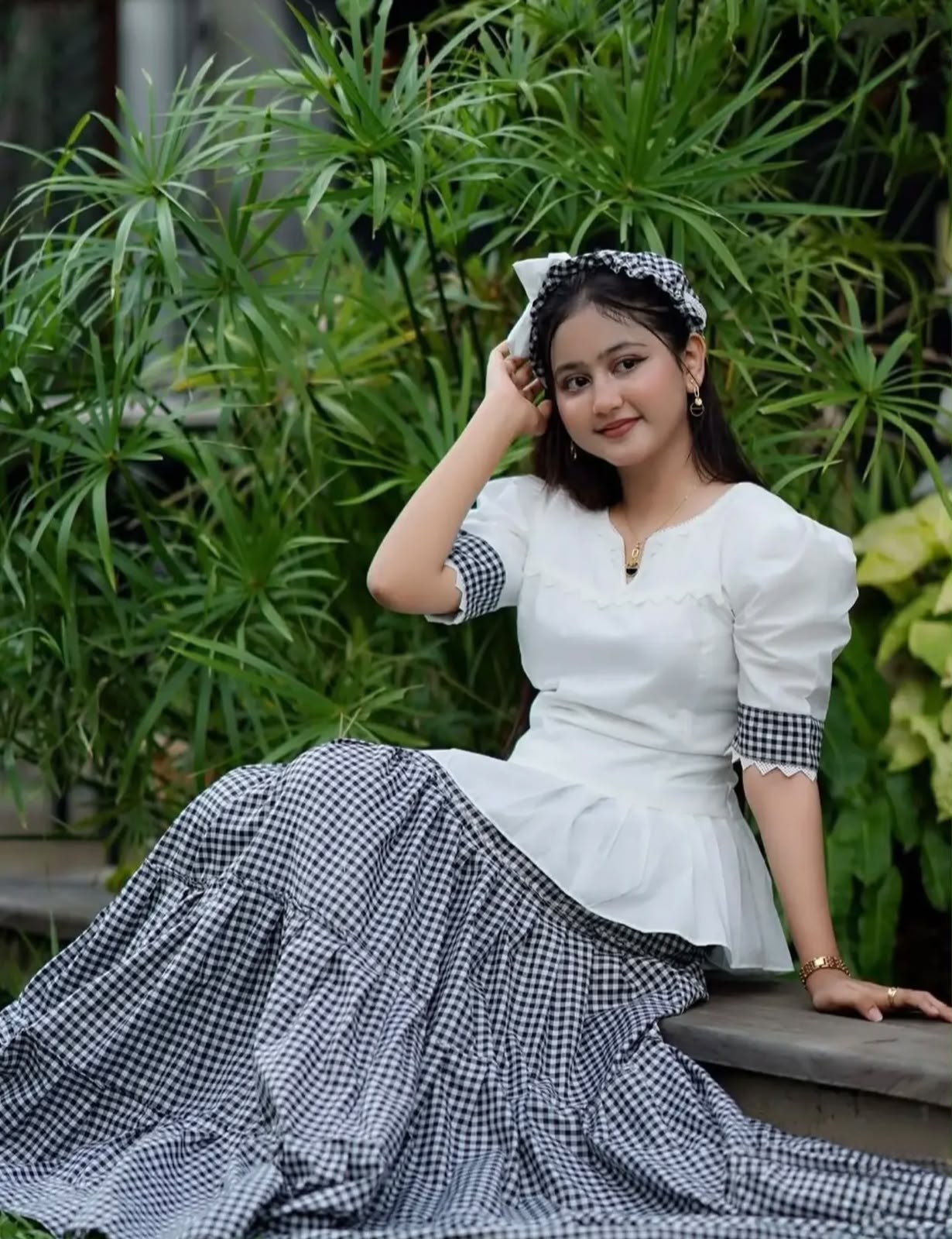 Premium Stylish Skirt Set | প্রিমিয়াম স্টাইলিশ স্কার্ট সেট - Image 2