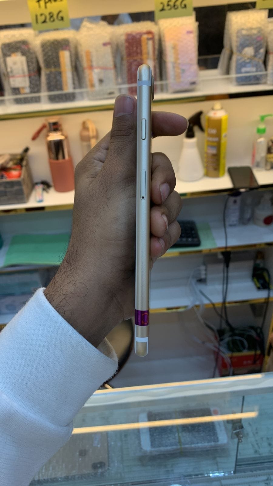 IPhone 7 Plus Gloden Colour