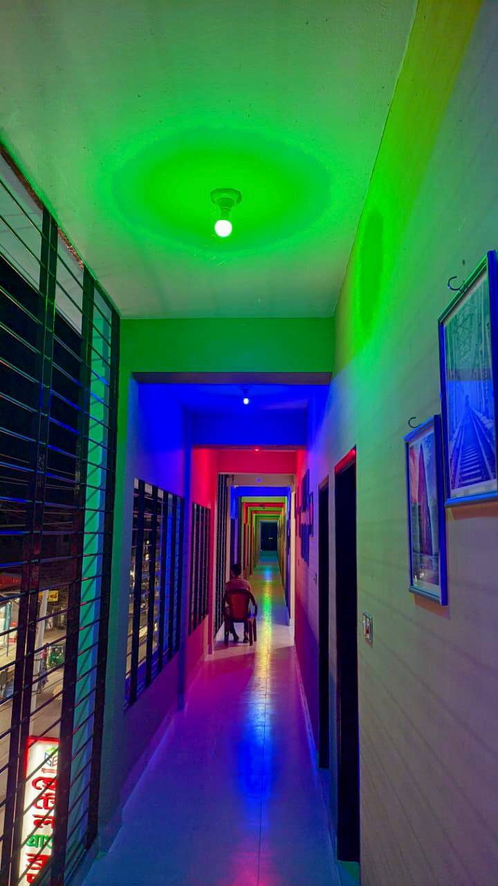 হোটেল গ্রান্ড ব্রাদার্স এ ৫০% ডিসকাউন্ট