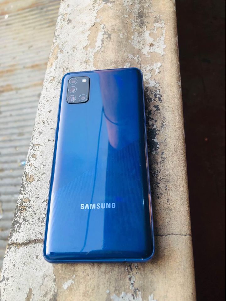 Samsung A31