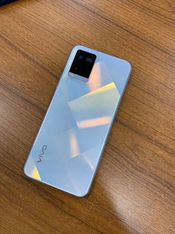 Vivo Y12