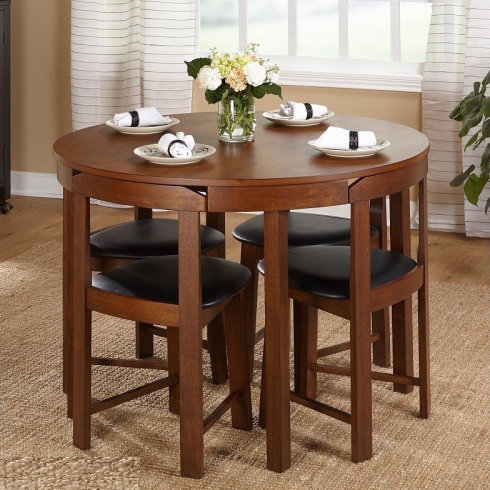 Round Dining Table with Four Chair