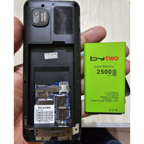 Bytwo B205 4-SIM Feature Phone