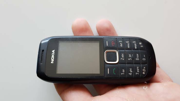 Nokia 1616 classic feature phone