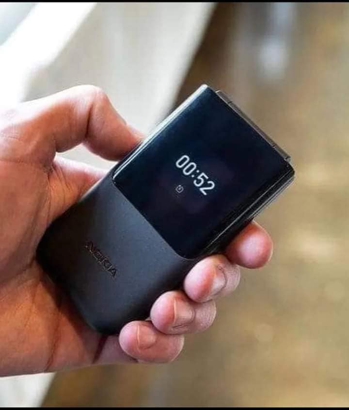 Nokia 2720 Flip Vietnam