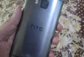 HTC ONE M9