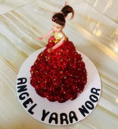 Customized cake in Dhaka