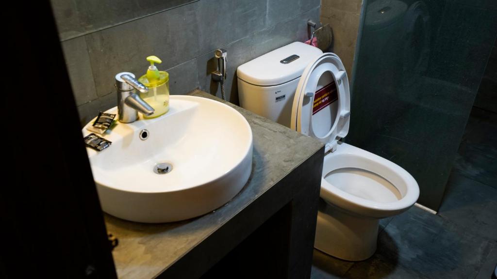 Xpressmall Hotels & Resorts Dhaka