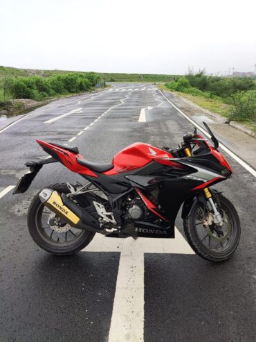 Honda CBR 150 cc Dual ABS