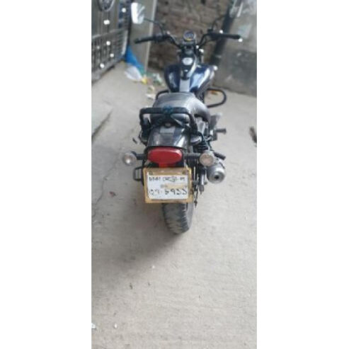 Bajaj Avenger 150 Cruiser bike