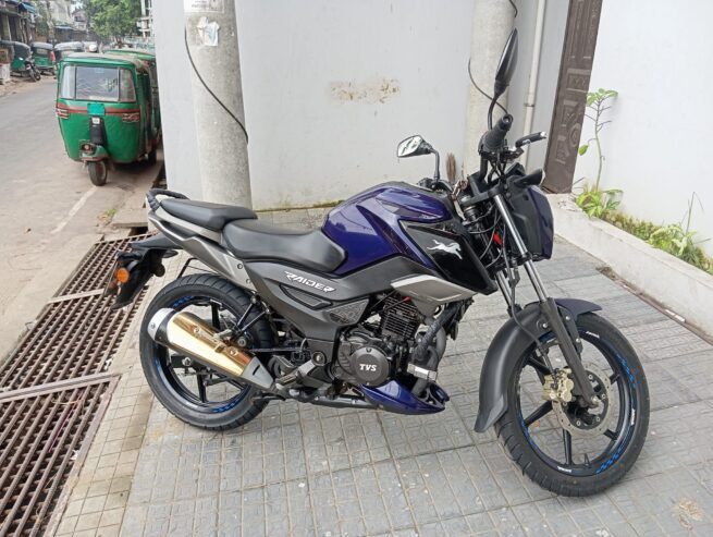 TVS RAIDER 125 CC BLUe COLOUR