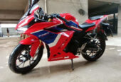 Honda CBR 150R Super Sport Bike