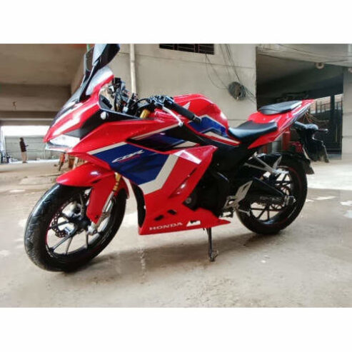 Honda CBR 150R Super Sport Bike