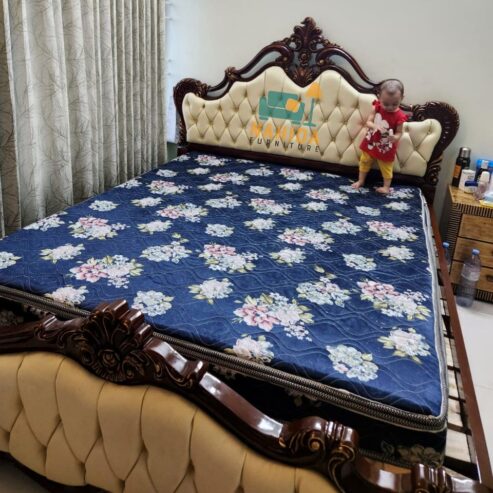 Gorgeous king Size Bed