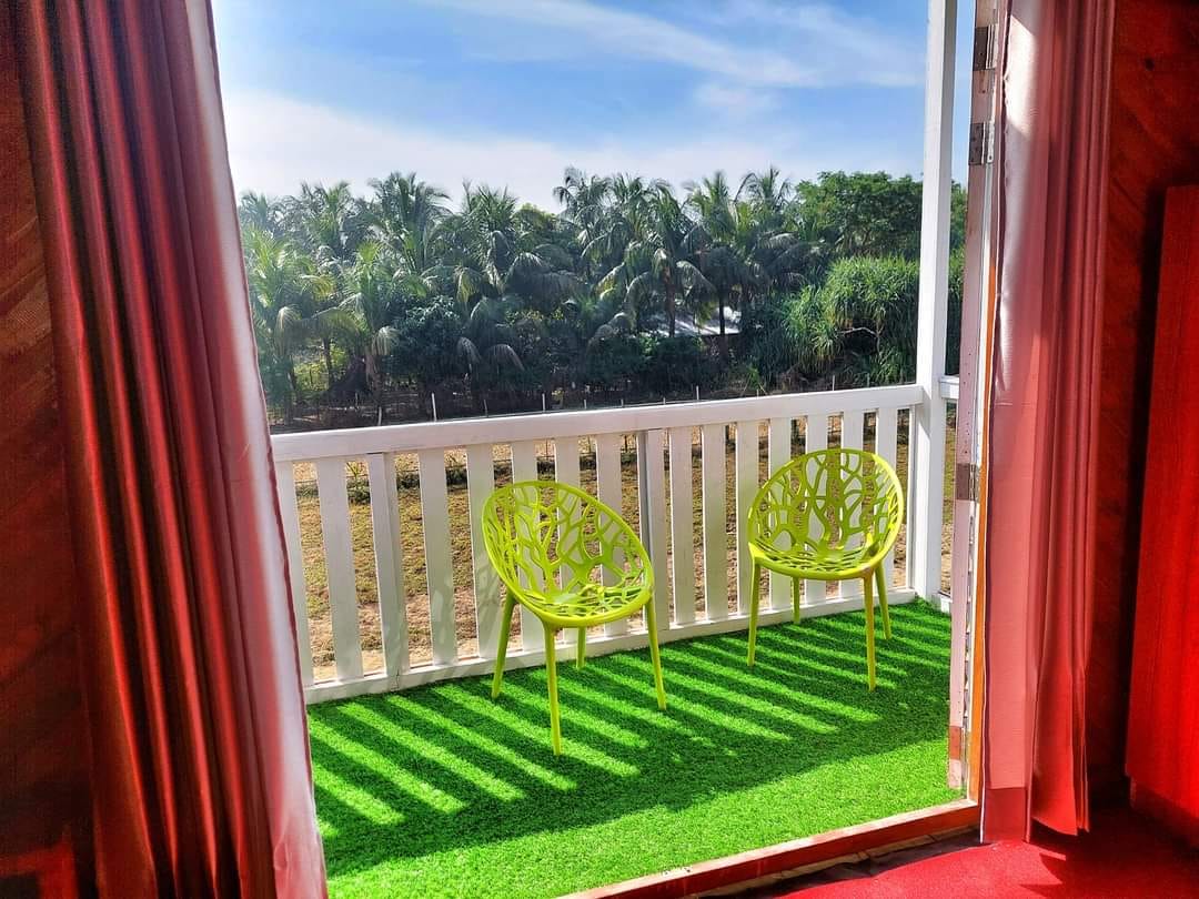 Coral Moon Beach Resort Saintmartin