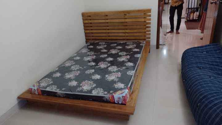 Floor Bed Sale On Dicount