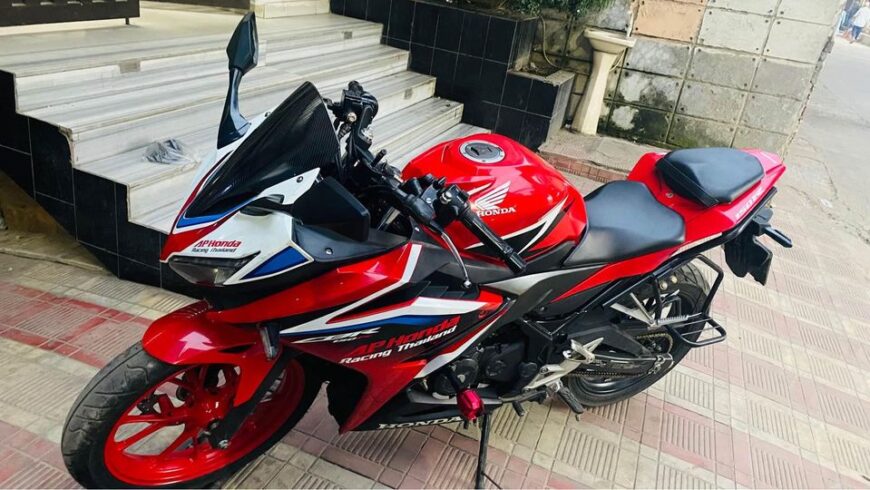 HONDA CBR Bike