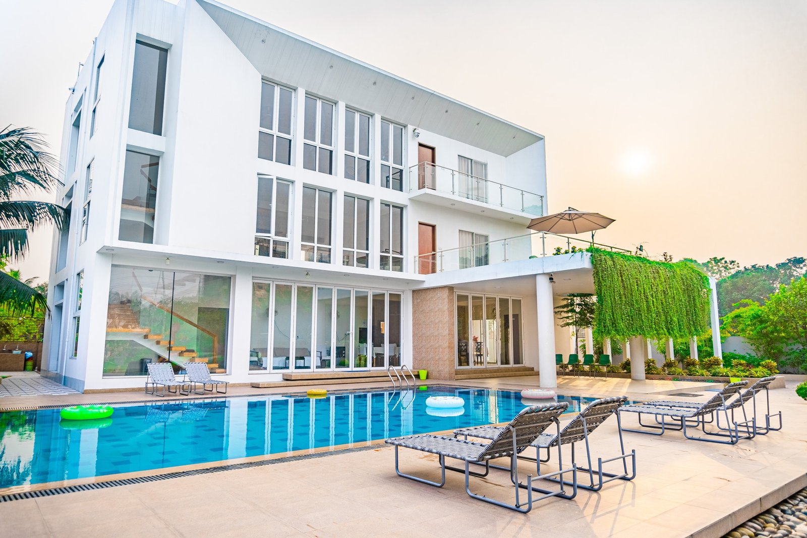 Hazari Cottage and Resort Tongi