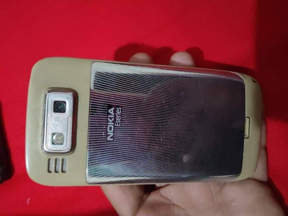 Used Mobile Nokia E72 sale At Narayanganj
