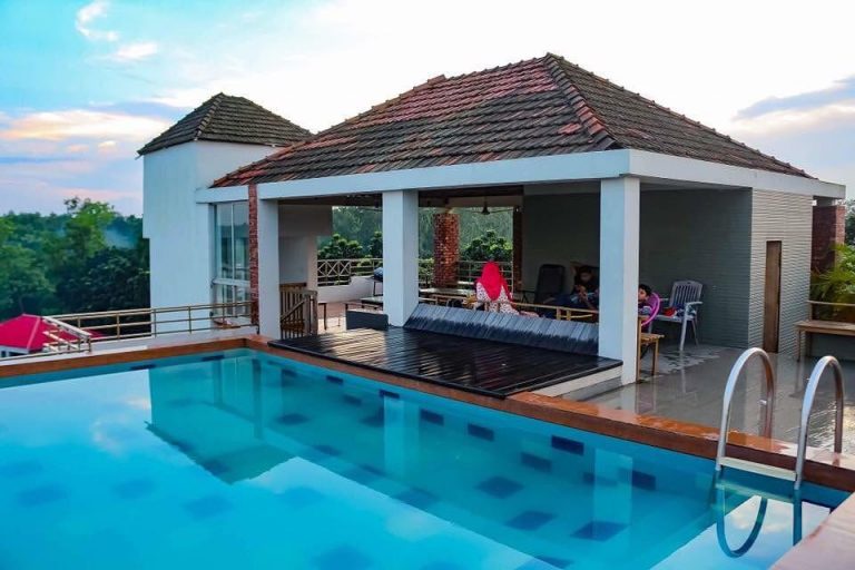 Neel Komol Resort Narayangonj