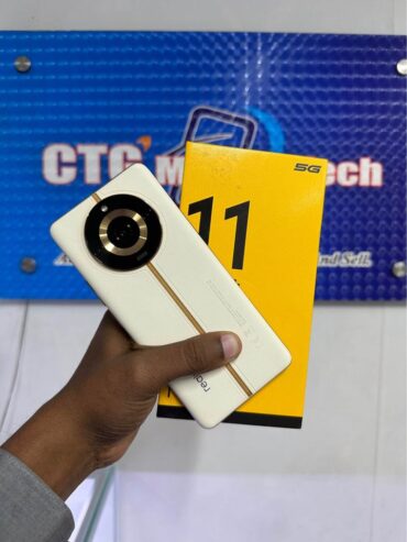 Realme 11 pro Smart Phone sale at Pahartoli Chittagong