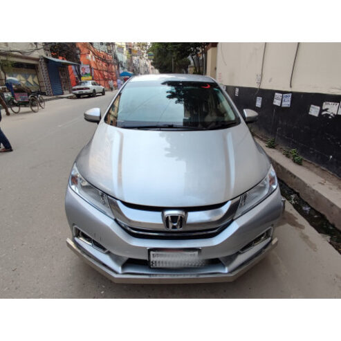 Honda Grace 2016 sale at Uttra in Dhaka