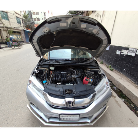 Honda Grace 2016 sale at Uttra in Dhaka