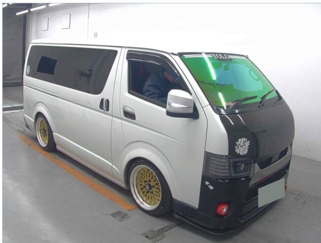 Toyota HiAce Super GL 2021