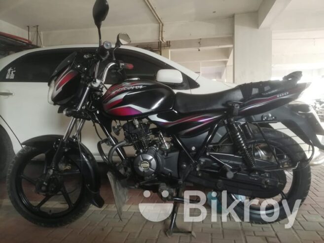 BAJAJ Discover 100 cc  Almost new sale in oxygen CHATTOGRAM