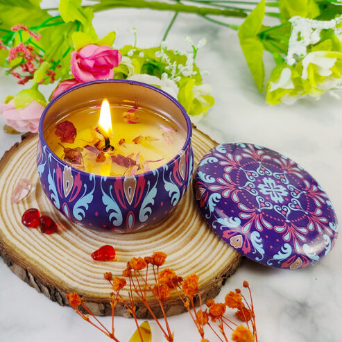 Floral Scented Candle | 35% Discount Offer