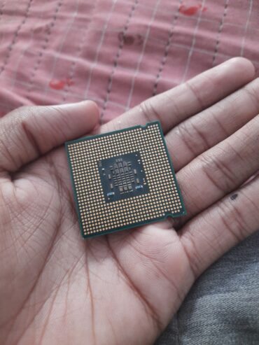 Intel E4500 dual core processor 2.20Ghz