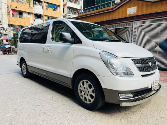 Hyundai H1 (Grand Starex) 2014 model for sale