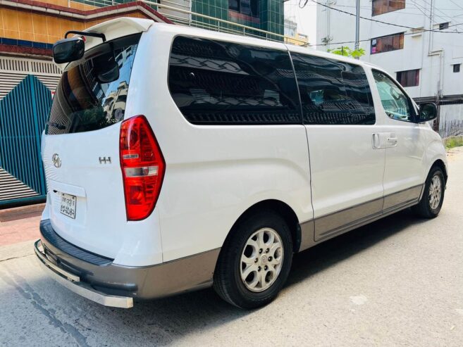 Hyundai H1 (Grand Starex) 2014 model for sale