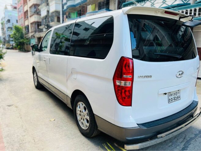 Hyundai H1 (Grand Starex) 2014 model for sale