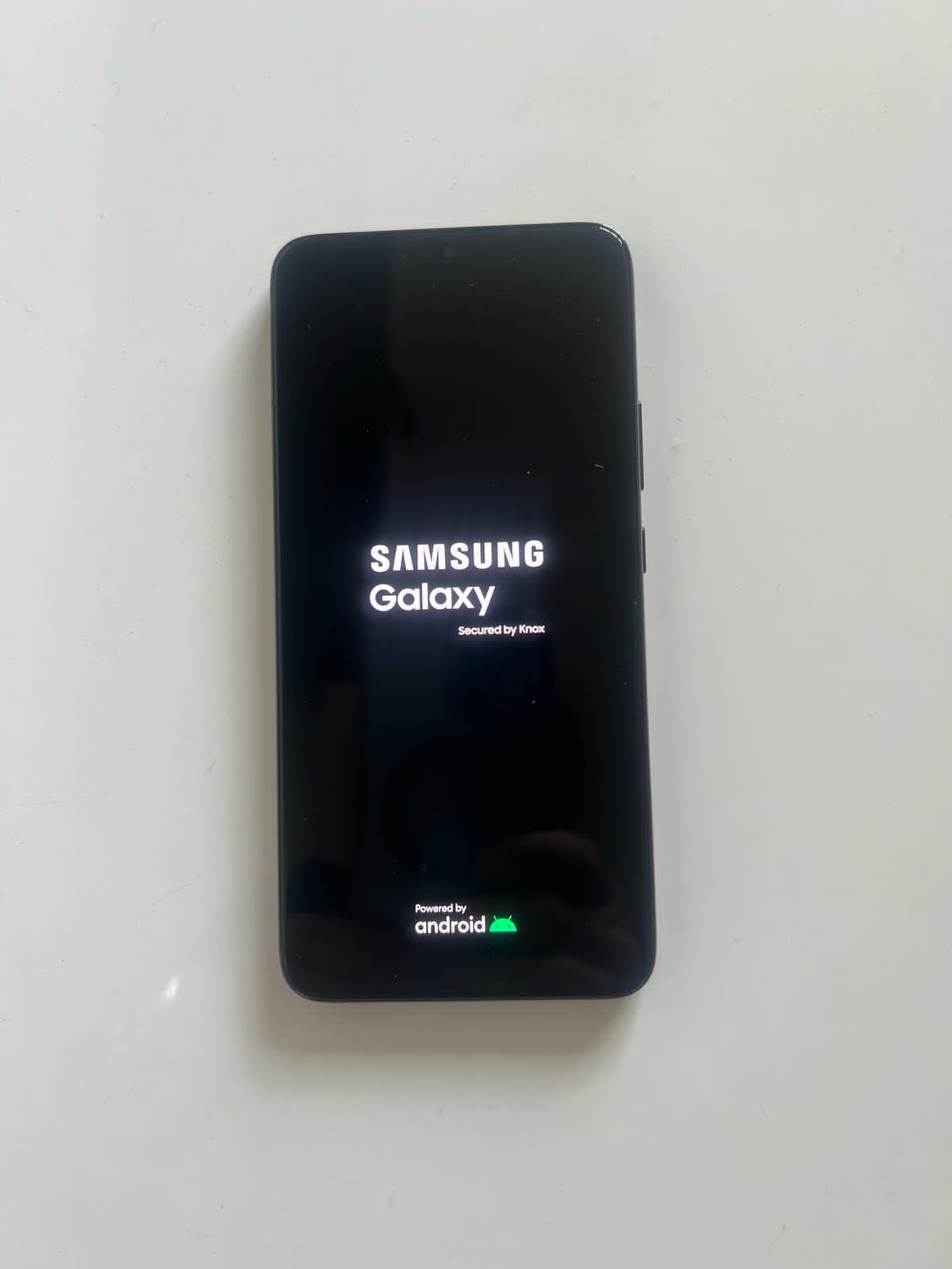 Samsung Galaxy s22 plus