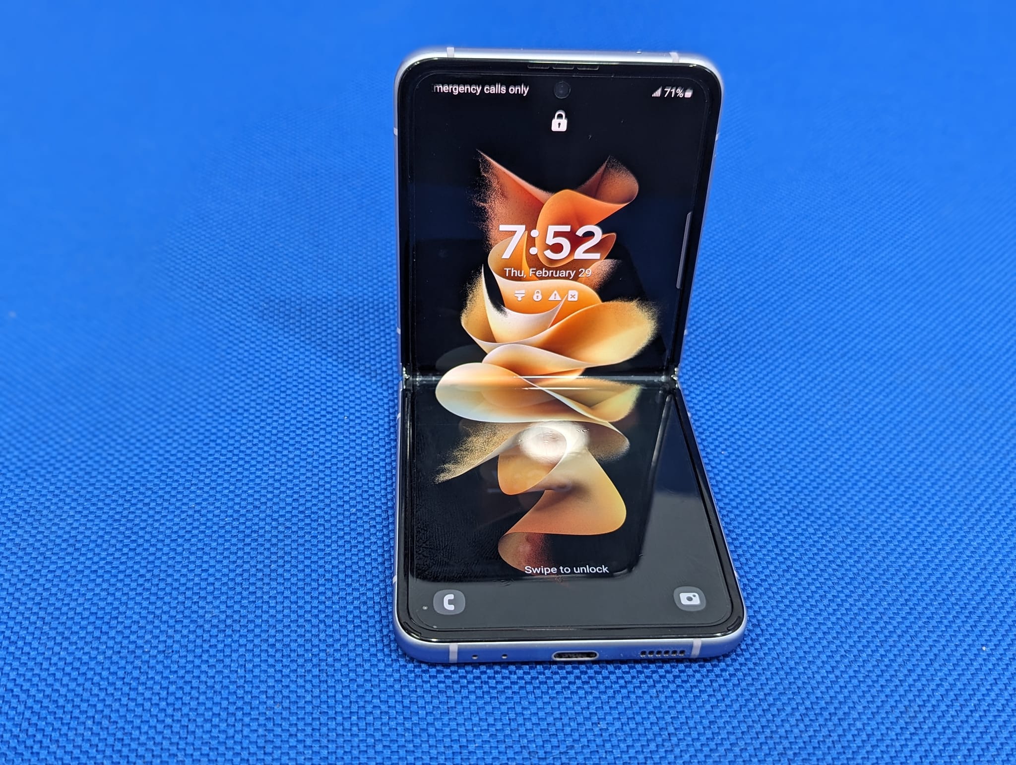 SAMSUNG Z FLIP 3 Sale in Dhaka