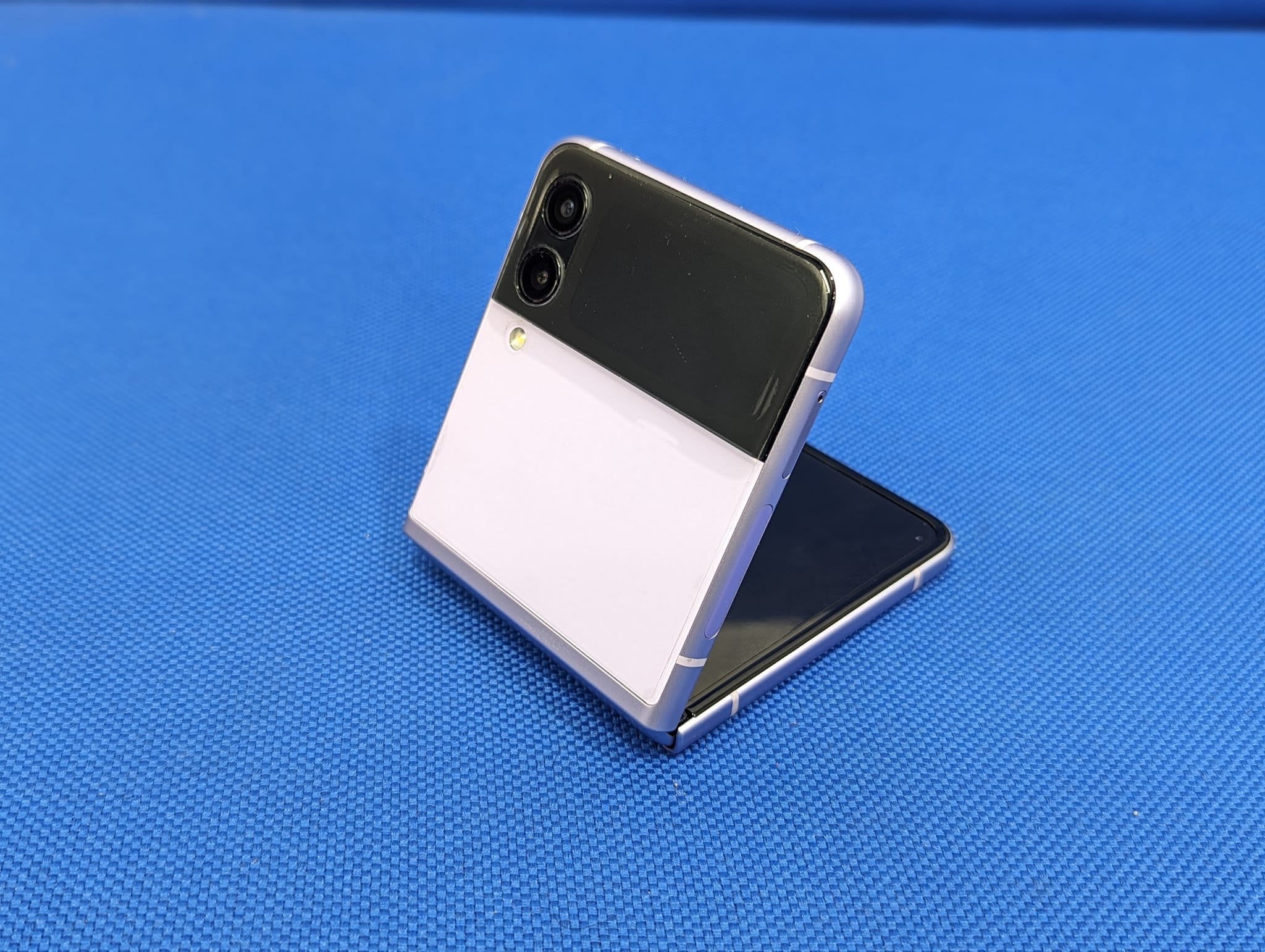 SAMSUNG Z FLIP 3 Sale in Dhaka