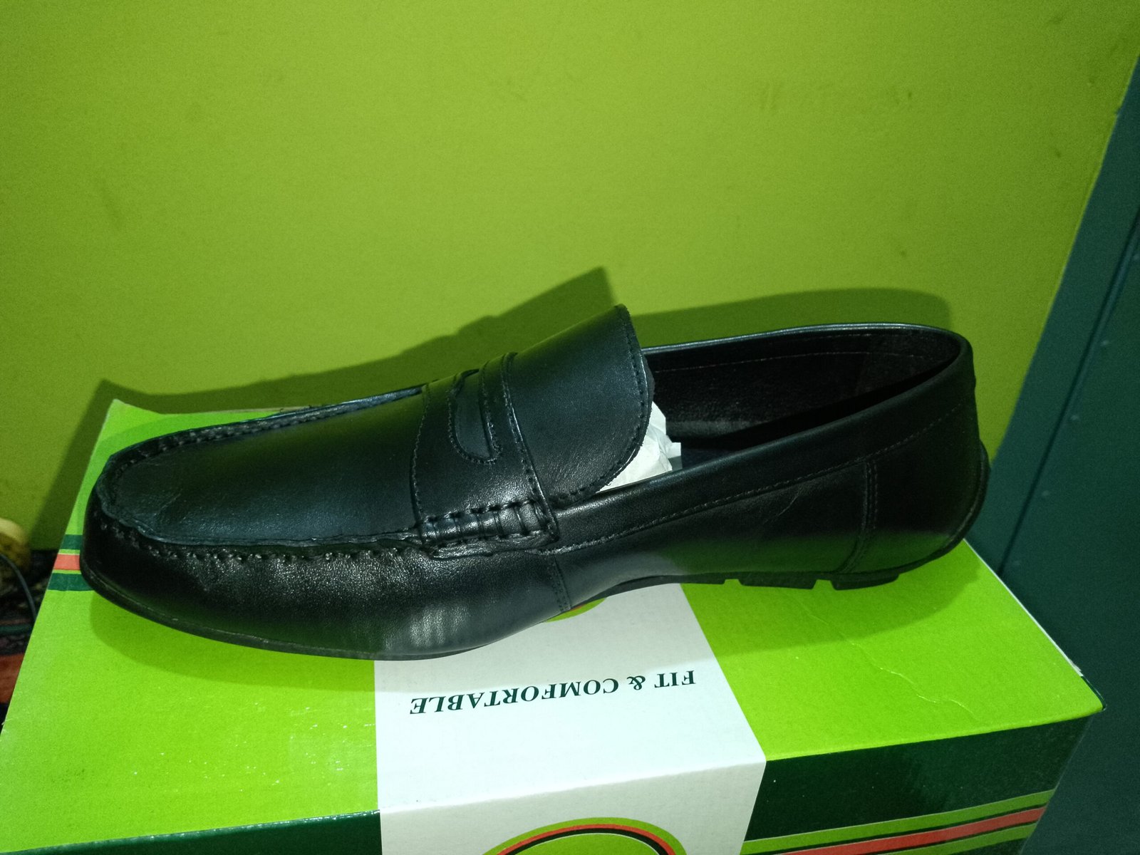 100% Leather loafer F