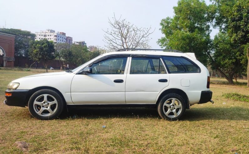 Toyota 100 Wagon Car