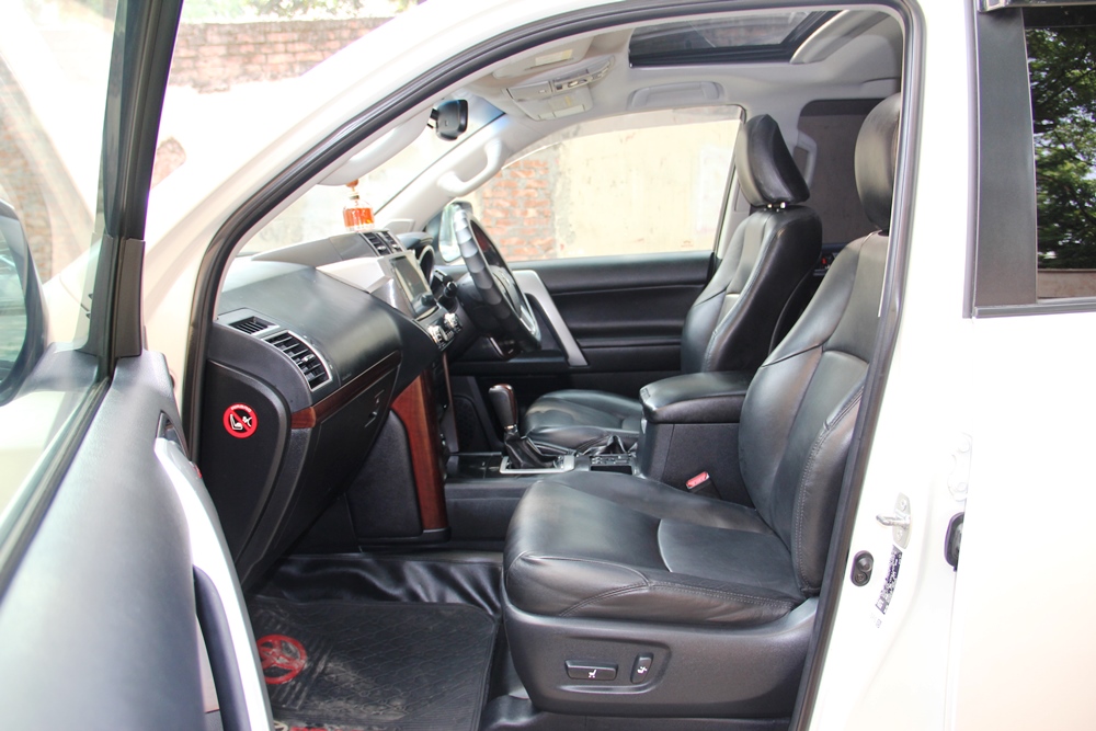 Toyota Land Cruiser Prado TX LTD.