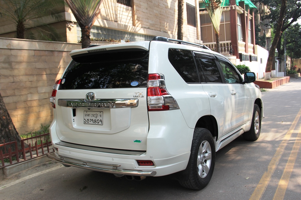 Toyota Land Cruiser Prado TX LTD.