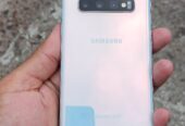 Samsung s10 8/128 For sale