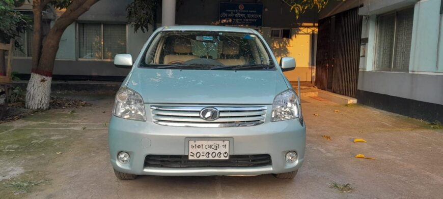 Toyota Raum 2011 for sale