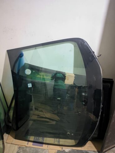 Used Honda grace front windshield recondition available