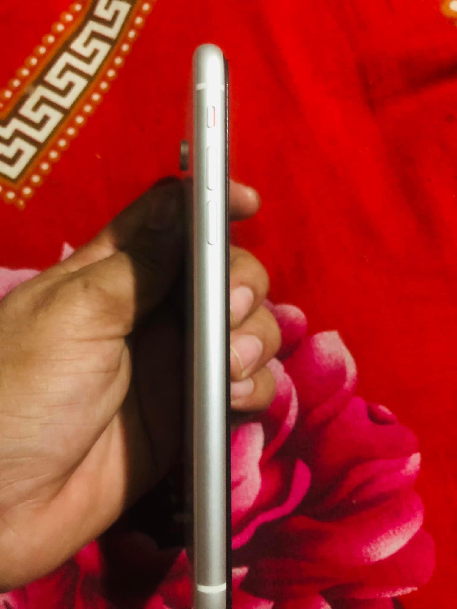 Used iPhone 10 (Xr) for sale