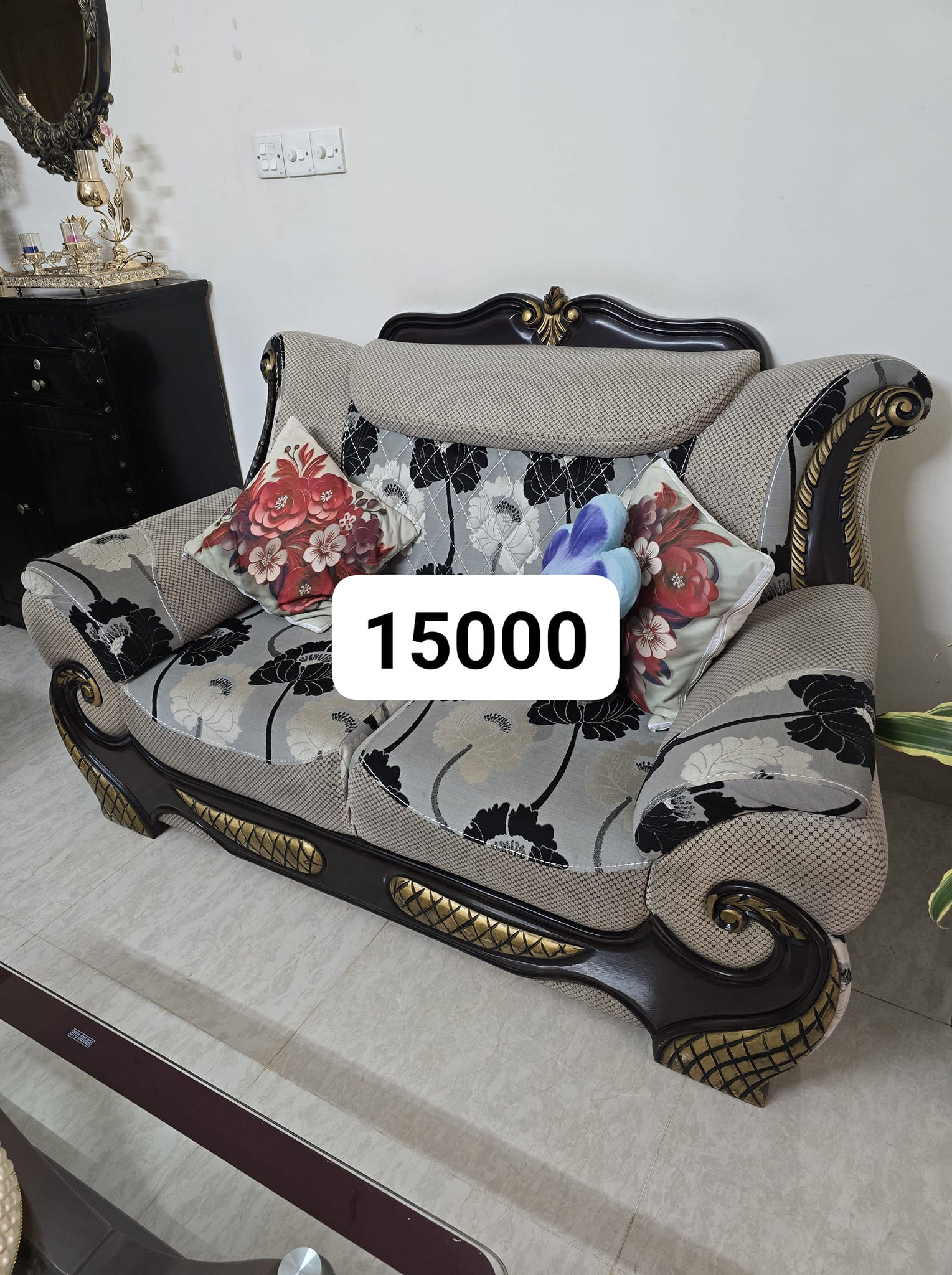 Dining table and Sofa set for sale